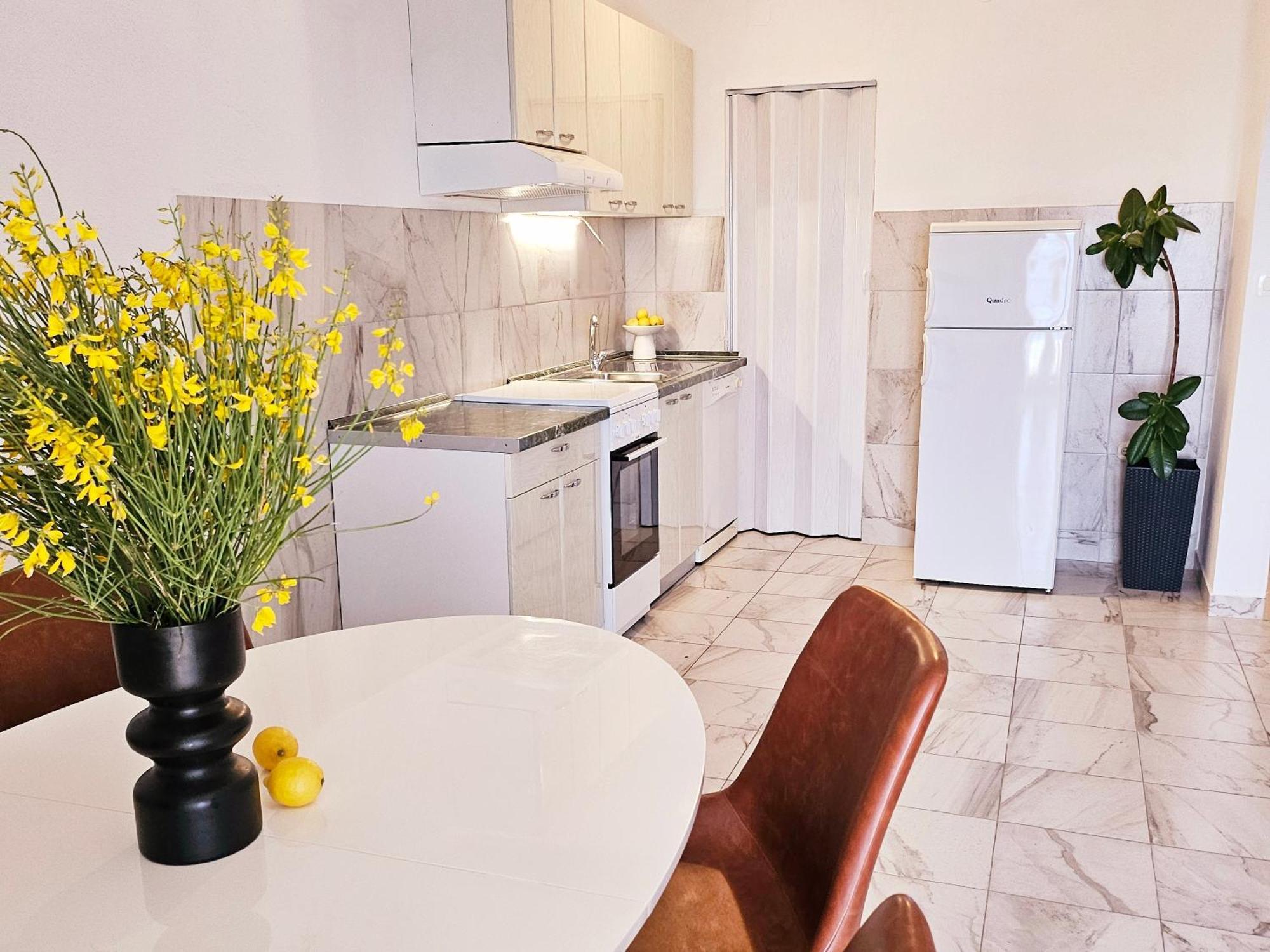 Apartment Wish بودْسْتغانا المظهر الخارجي الصورة